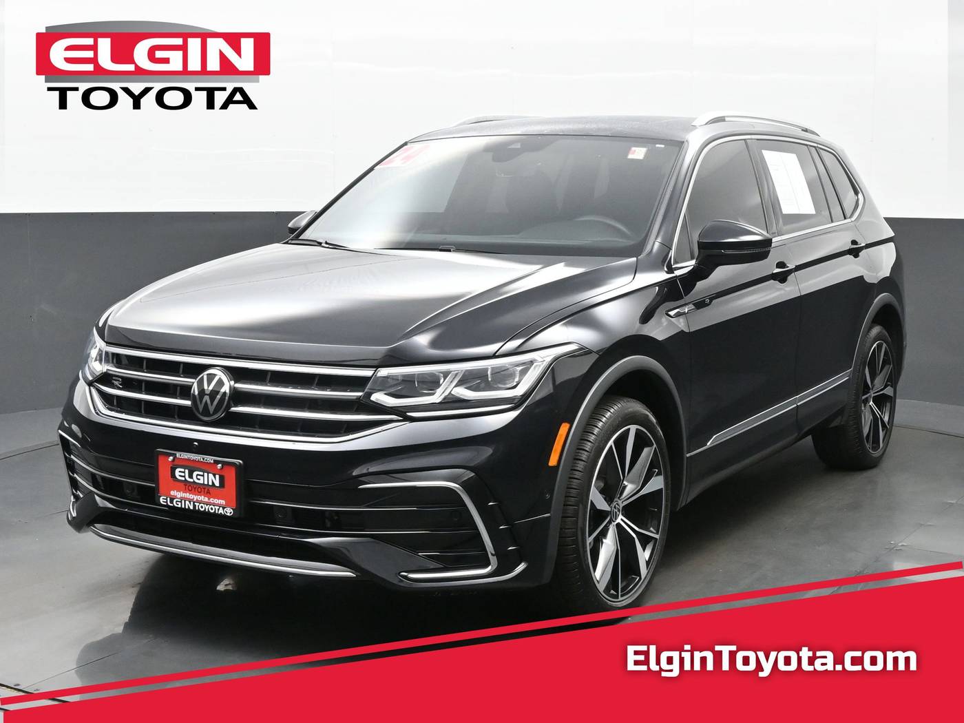 2024 Volkswagen Tiguan SEL R-Line — SUV — 17,784 mi — Streamwood, IL
