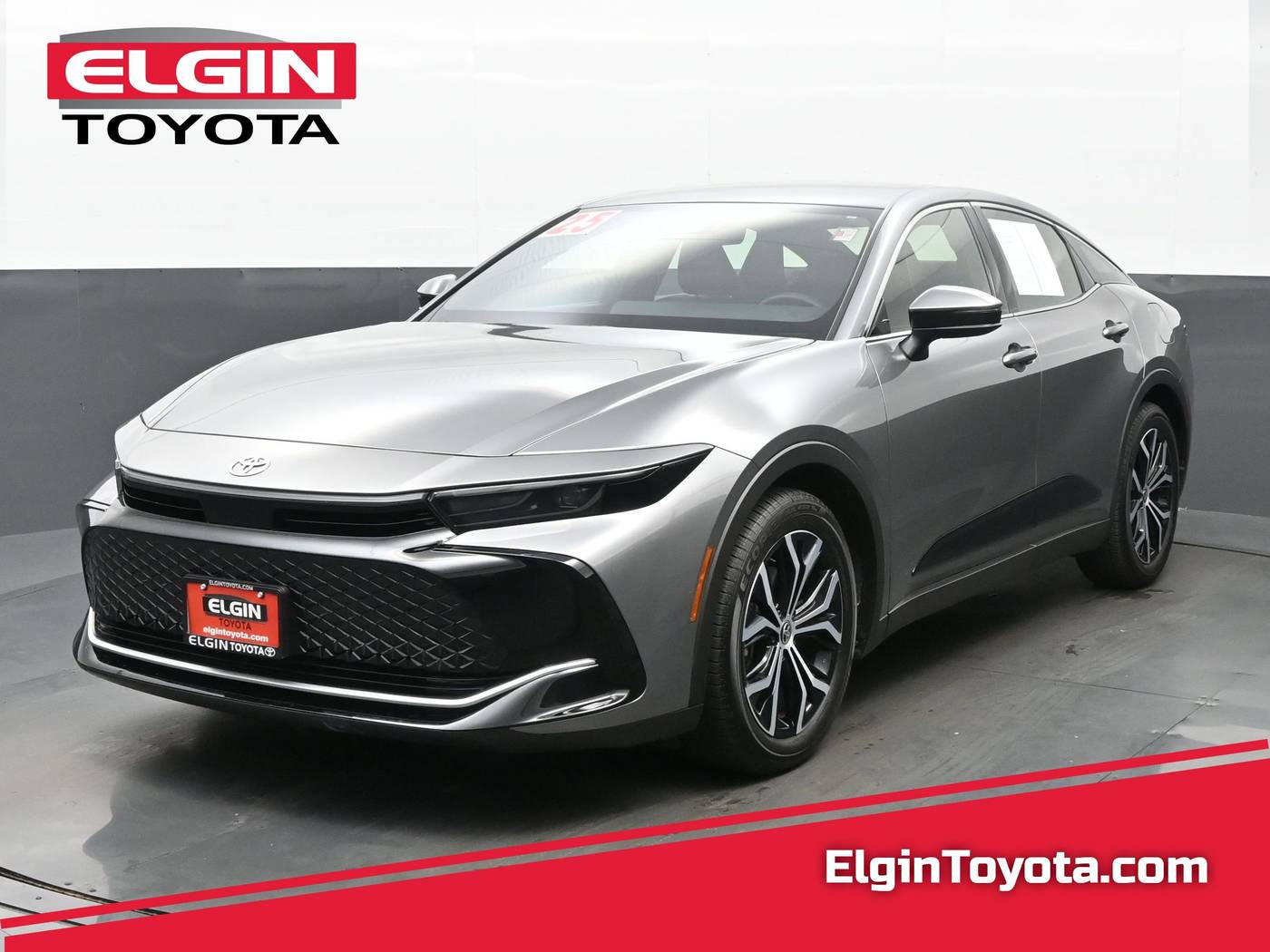 2025 Toyota Crown XLE — Sedan — 14,634 mi — Streamwood, IL