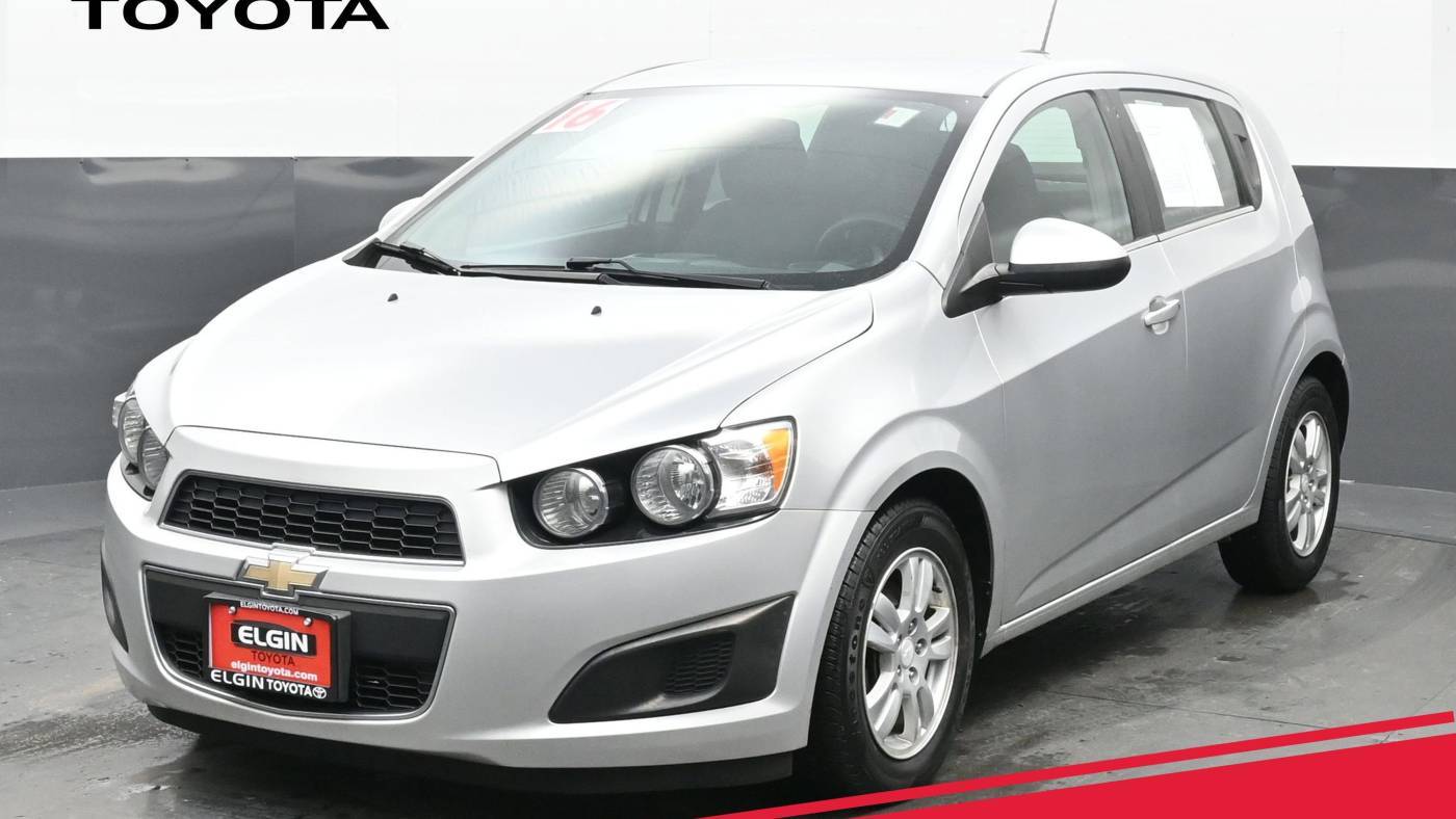 2016 Chevrolet Sonic LT — Hatchback — 63,354 mi — Streamwood, IL