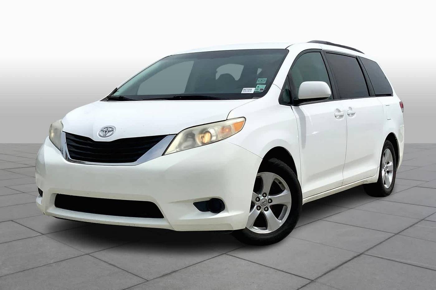 2011 Toyota Sienna LE — Minivan — 163,573 mi — Slidell, LA