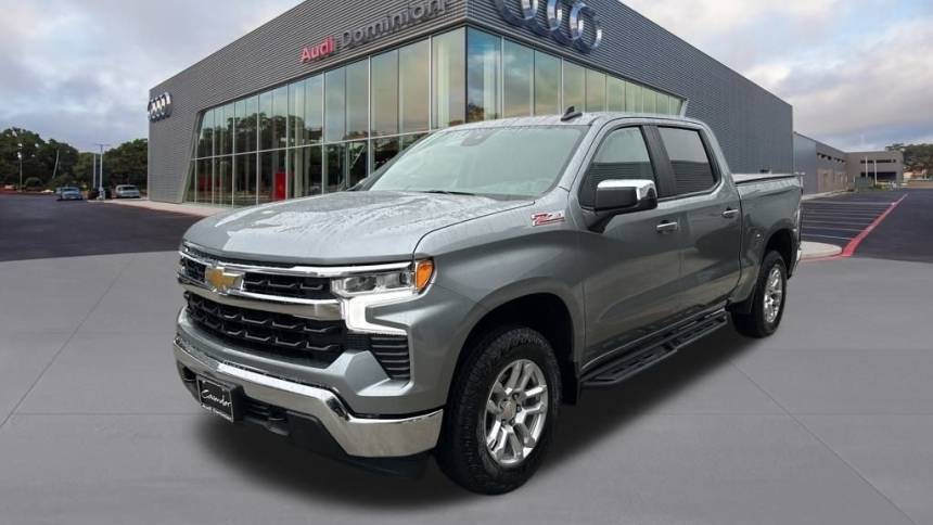 2024 Chevrolet Silverado 1500 LT — Pickup Truck — 8,941 mi — San Antonio, TX