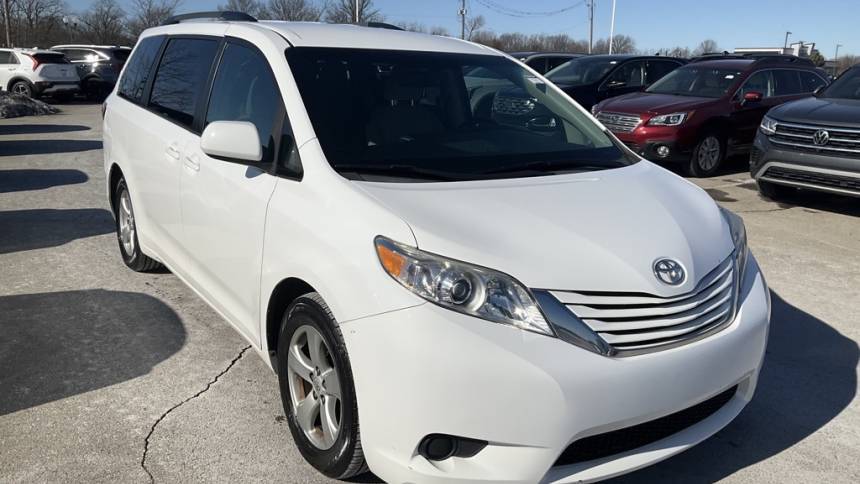 2015 Toyota Sienna LE — Minivan — 41,964 mi — Fisher, IN