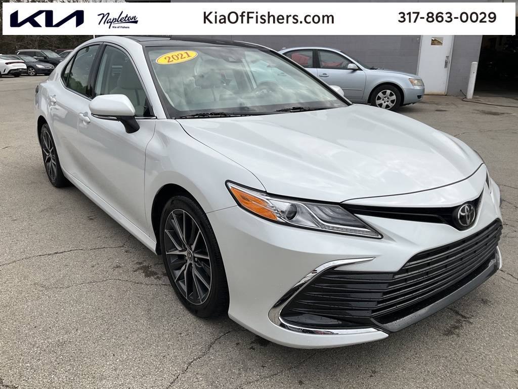 2021 Toyota Camry XLE — Sedan — 30,779 mi — Fisher, IN