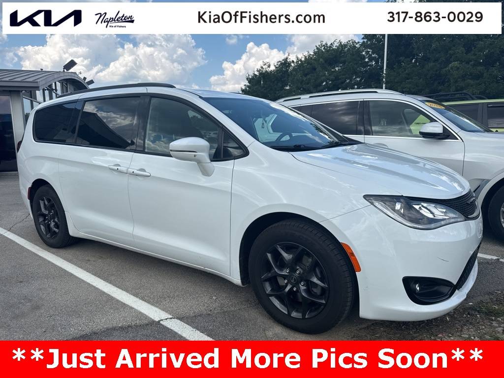2019 Chrysler Pacifica Limited — Minivan — 74,850 mi — Fisher, IN