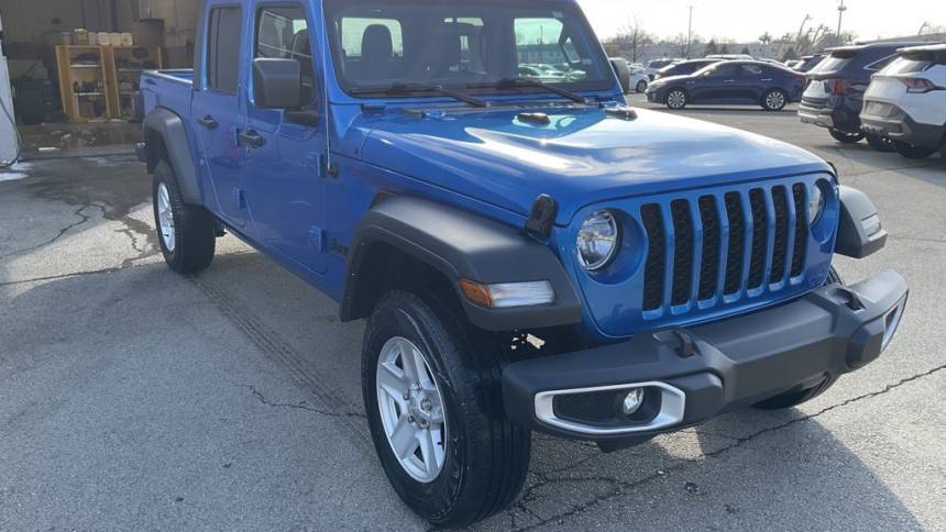 2023 Jeep Gladiator Sport S — Pickup Truck — 43,389 mi — Fisher, IN