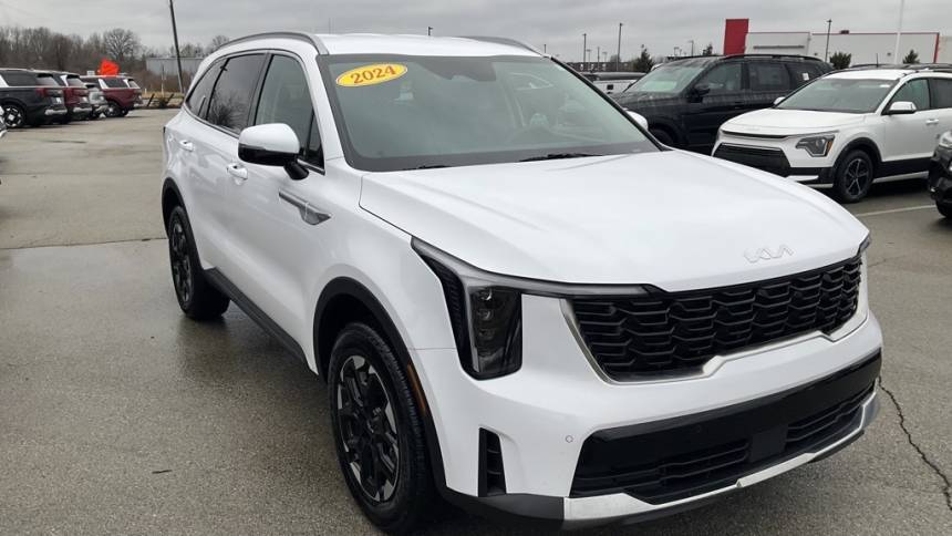 2024 Kia Sorento S — SUV — 5,250 mi — Fisher, IN