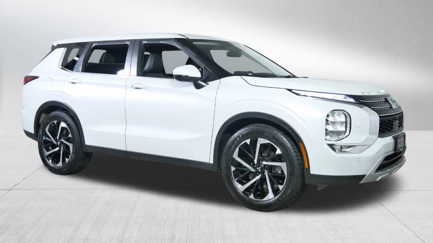 2024 Mitsubishi Outlander SE — SUV — 26,406 mi — Brooklyn Center, MN