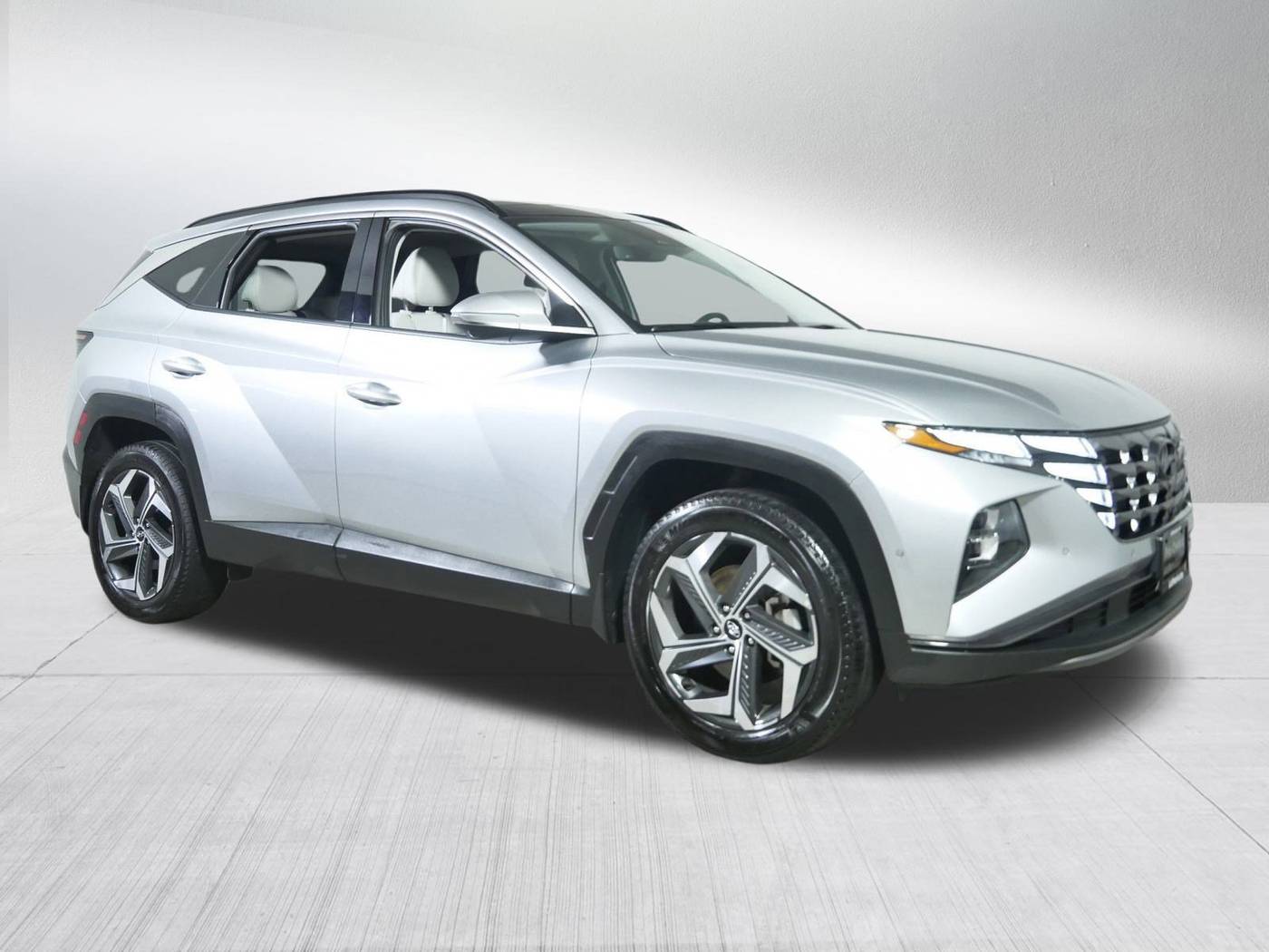 2023 Hyundai Tucson Limited — SUV — 24,817 mi — Brooklyn Center, MN