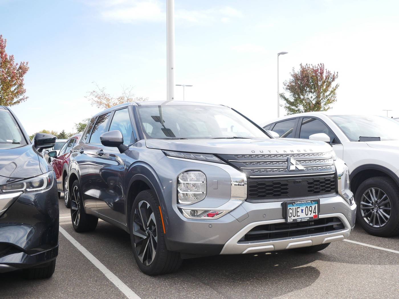 2022 Mitsubishi Outlander SE — SUV — 43,873 mi — Brooklyn Center, MN