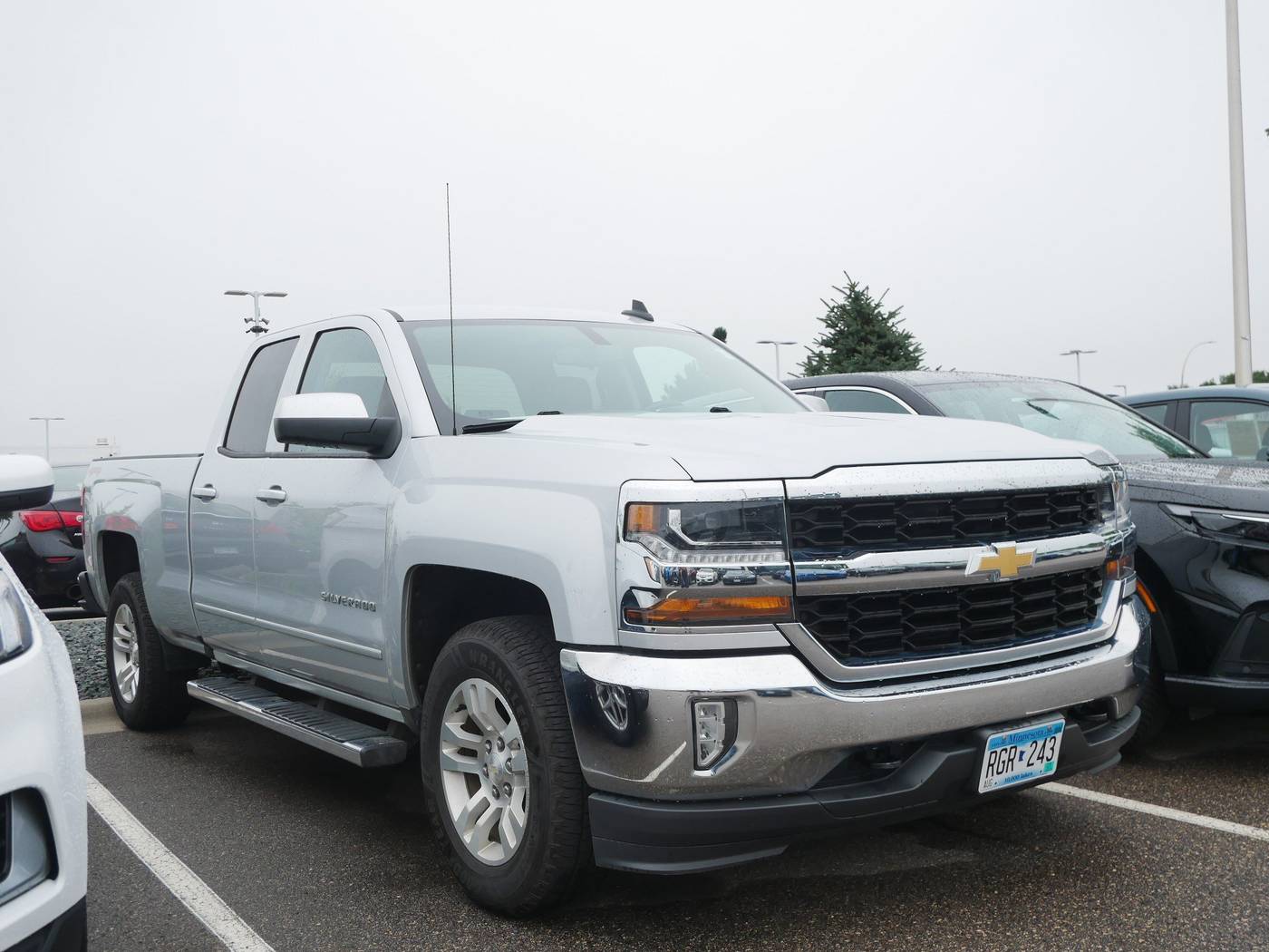 2017 Chevrolet Silverado 1500 LT — Pickup Truck — 94,409 mi — Brooklyn Center, MN