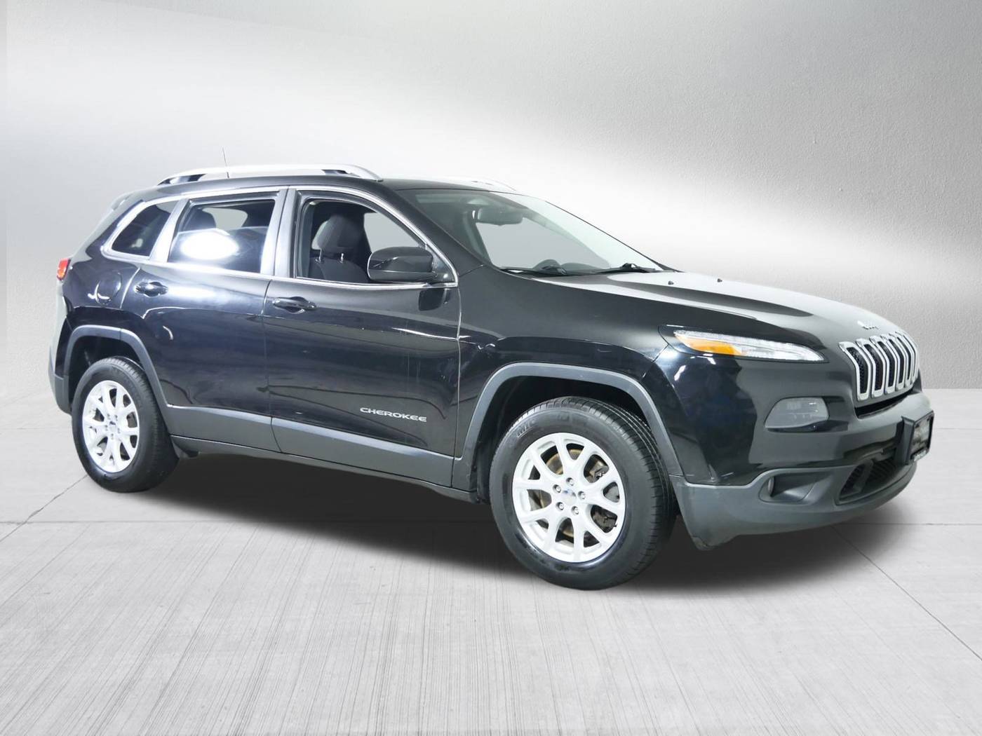 2017 Jeep Cherokee Latitude — SUV — 132,020 mi — Brooklyn Center, MN