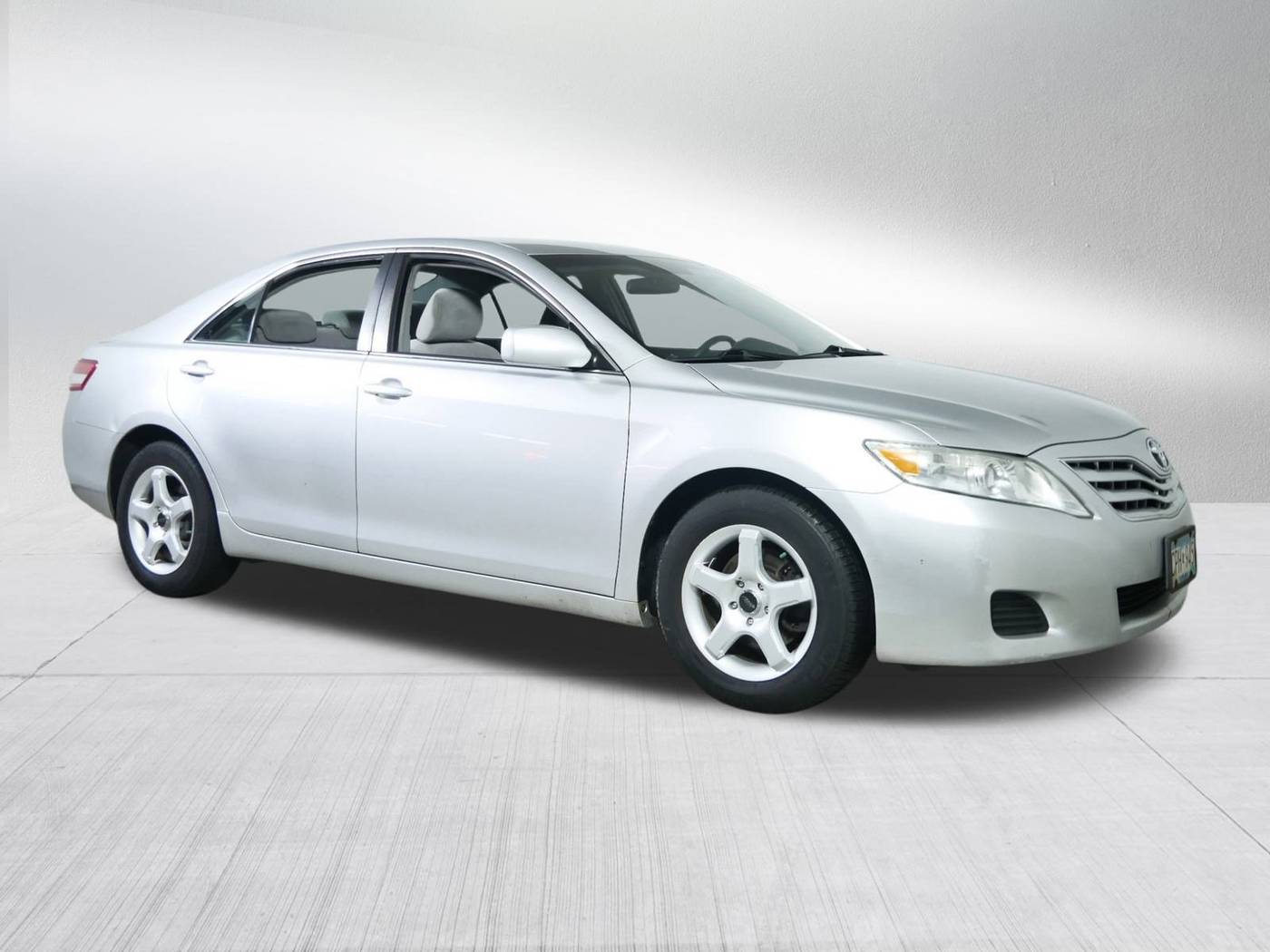 2010 Toyota Camry LE — Sedan — 191,678 mi — Brooklyn Center, MN