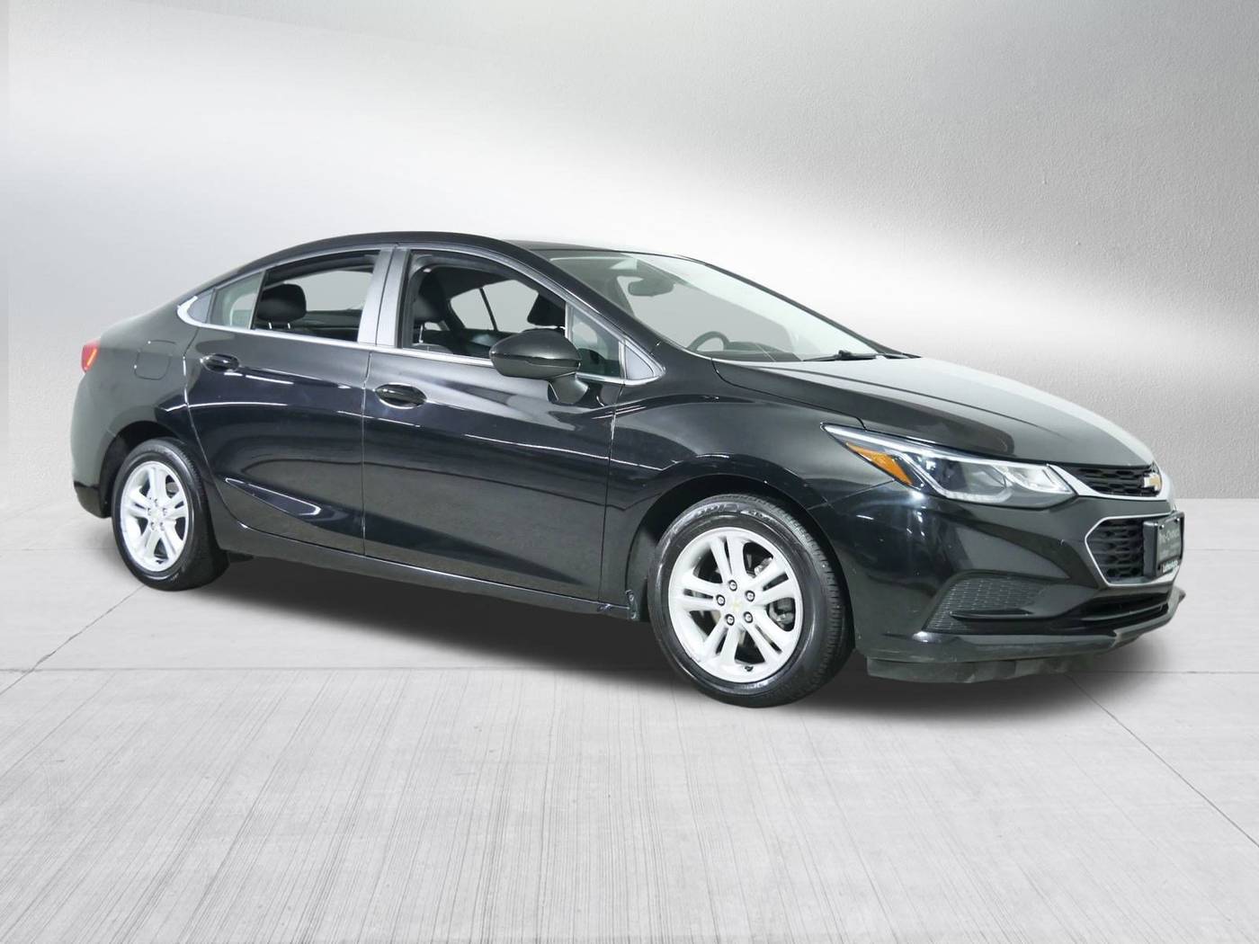 2018 Chevrolet Cruze LT — Sedan — 64,418 mi — Brooklyn Center, MN