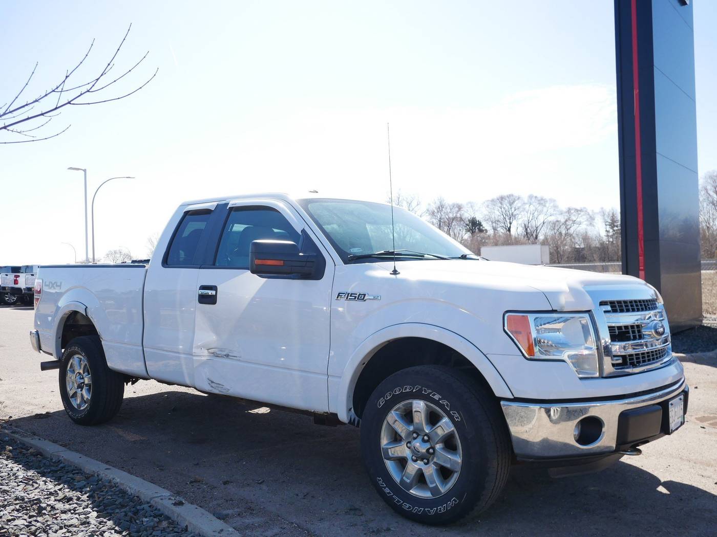 2013 Ford F-150 XL — Pickup Truck — 209,648 mi — Brooklyn Center, MN