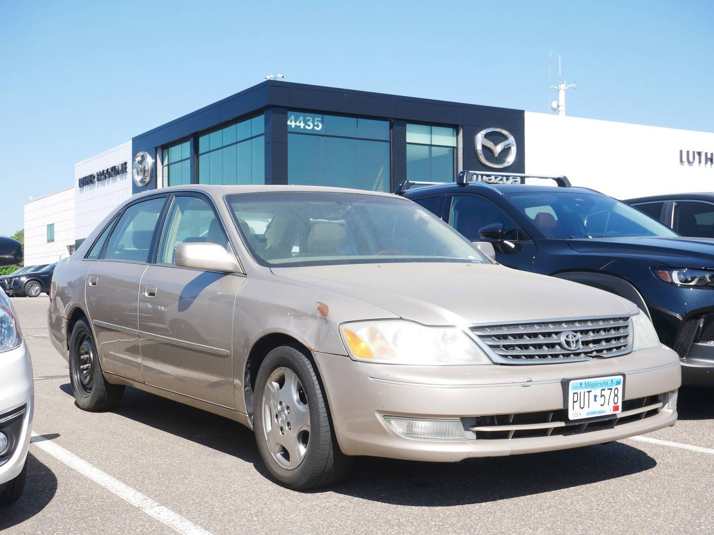 2004 Toyota Avalon XL — Sedan — 244,946 mi — Brooklyn Center, MN