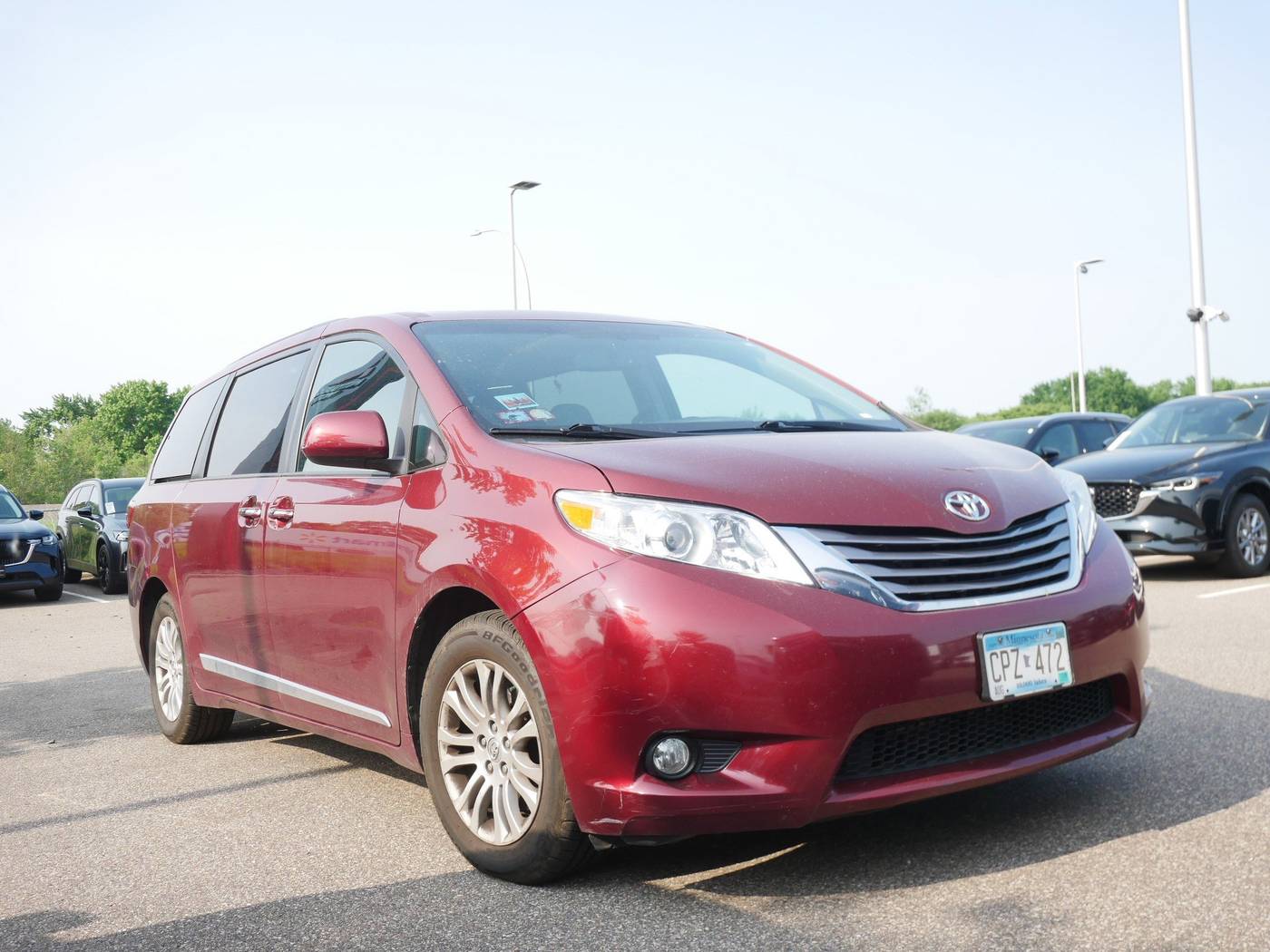 2015 Toyota Sienna XLE — Minivan — 127,556 mi — Brooklyn Center, MN