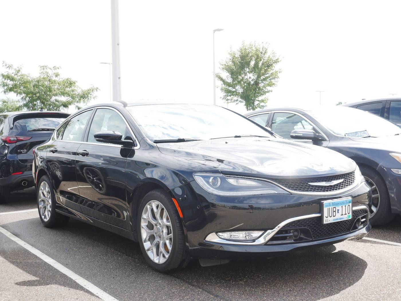 2015 Chrysler 200 C — Sedan — 32,710 mi — Brooklyn Center, MN
