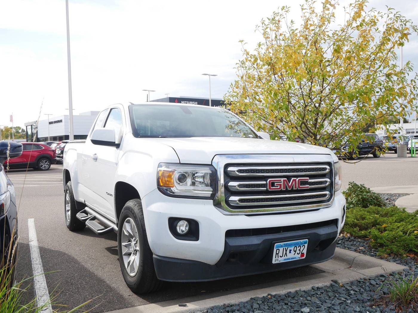 2015 GMC Canyon SLE — Pickup Truck — 93,651 mi — Brooklyn Center, MN