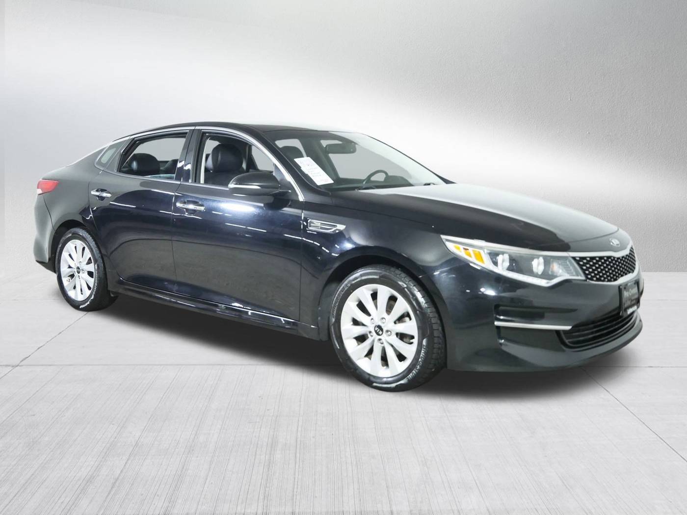 2017 Kia Optima EX — Sedan — 114,290 mi — Brooklyn Center, MN