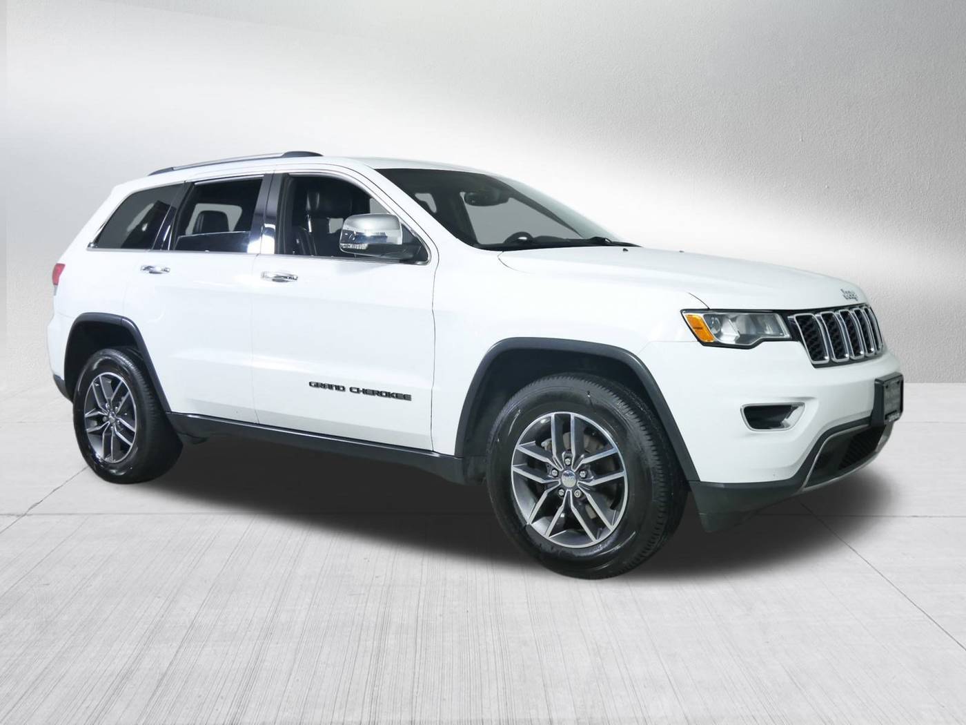 2017 Jeep Grand Cherokee Limited — SUV — 122,497 mi — Brooklyn Center, MN