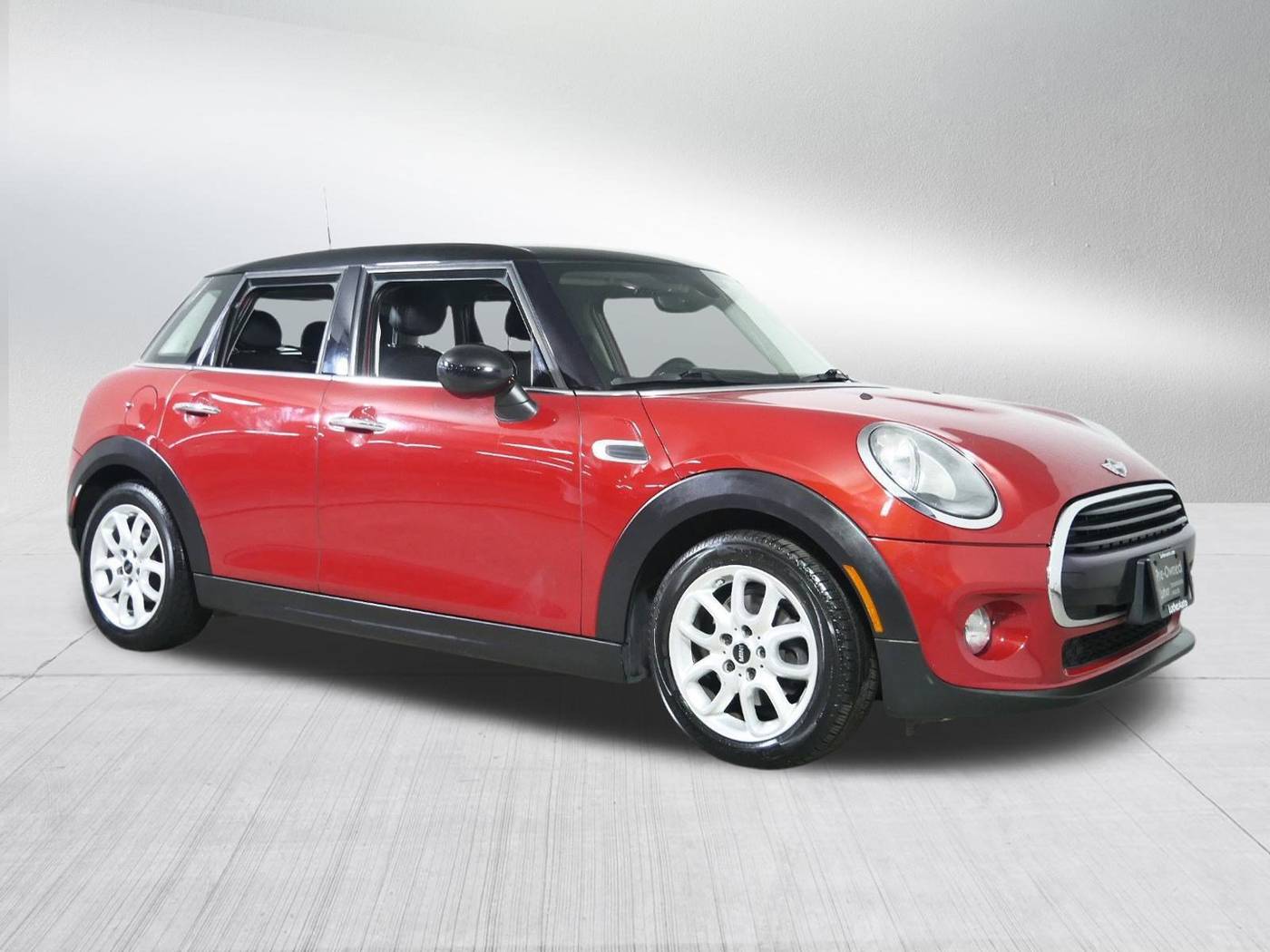 2016 MINI Hardtop Cooper — Hatchback — 96,217 mi — Brooklyn Center, MN