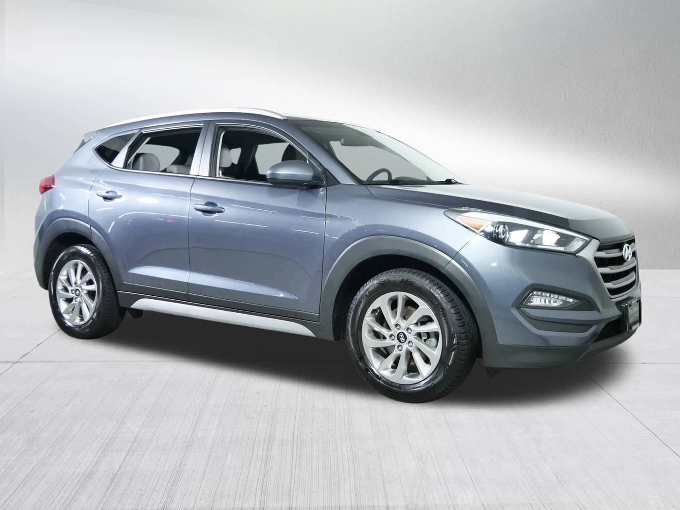 2018 Hyundai Tucson SEL — SUV — 96,040 mi — Brooklyn Center, MN