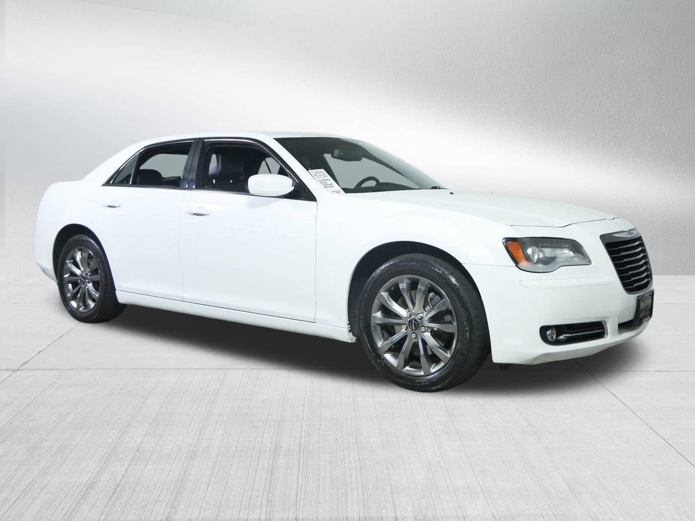 2014 Chrysler 300 S — Sedan — 112,764 mi — Brooklyn Center, MN
