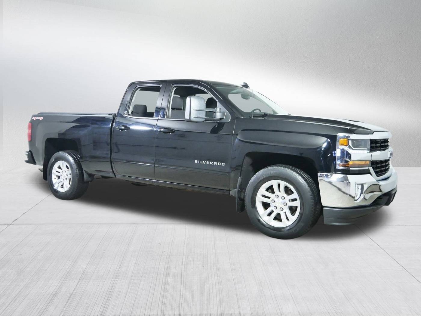 2016 Chevrolet Silverado 1500 LT — Pickup Truck — 91,636 mi — Brooklyn Center, MN