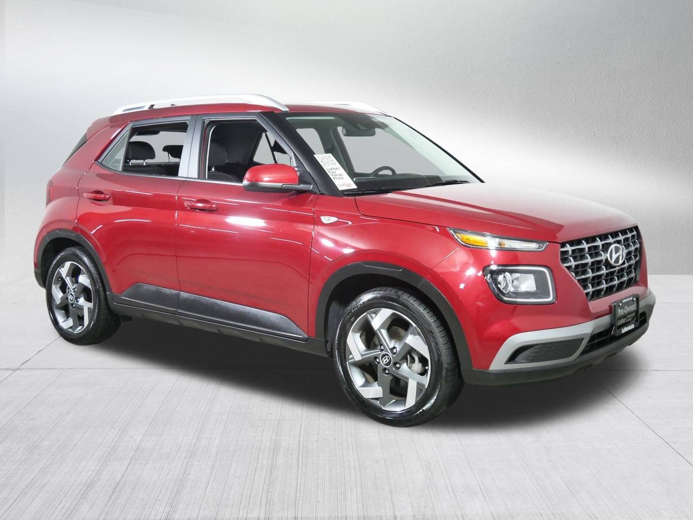 2022 Hyundai Venue SEL — SUV — 23,436 mi — Brooklyn Center, MN