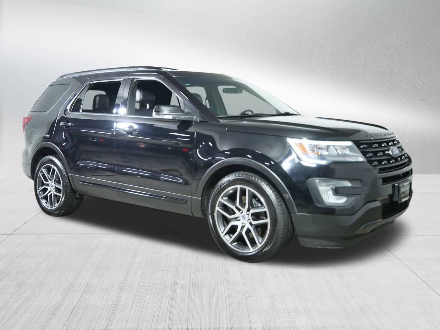 2016 Ford Explorer Sport — SUV — 139,701 mi — Brooklyn Center, MN