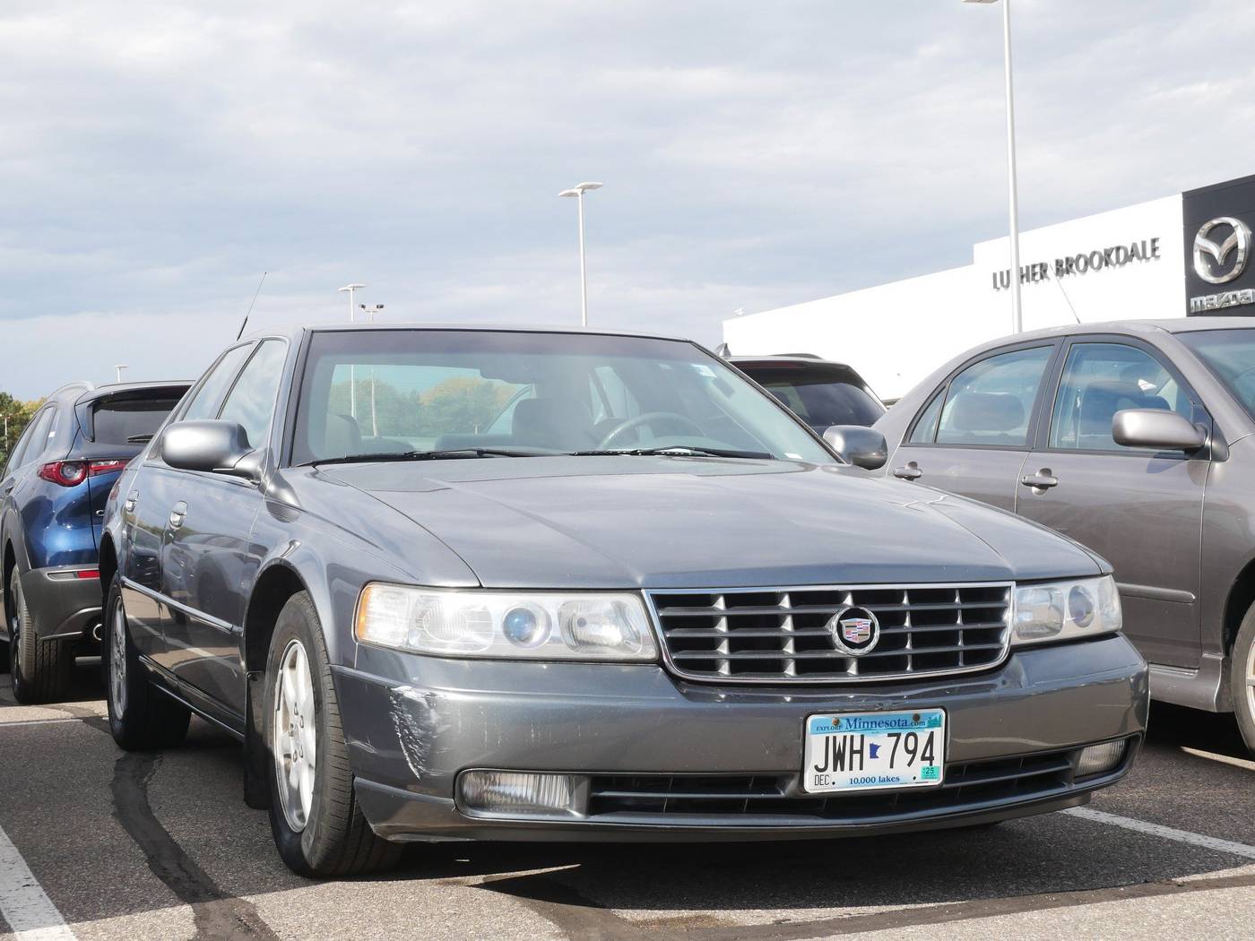 2004 Cadillac Seville Luxury SLS — Sedan — 121,071 mi — Brooklyn Center, MN