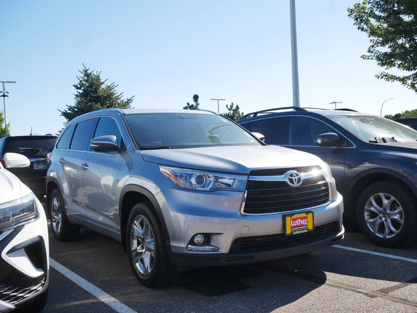 2014 Toyota Highlander Limited — SUV — 124,384 mi — Brooklyn Center, MN