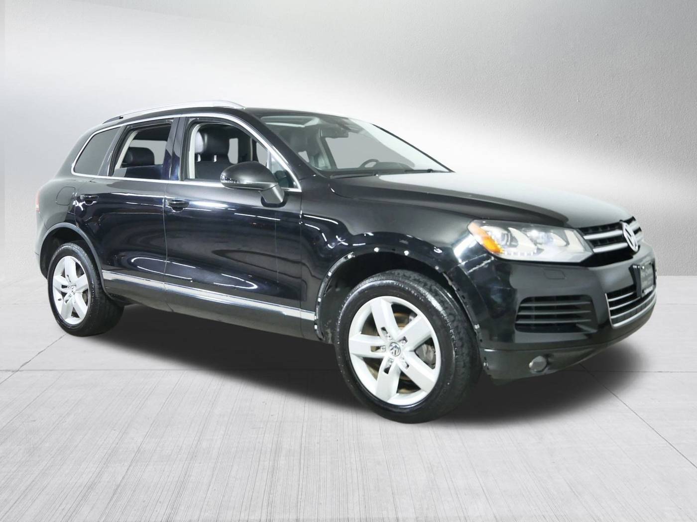2011 Volkswagen Touareg VR6 Sport — SUV — 183,071 mi — Brooklyn Center, MN