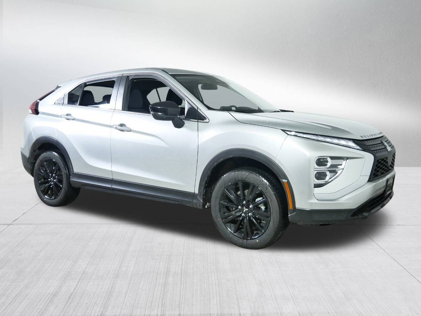 2024 Mitsubishi Eclipse Cross LE — SUV — 14,600 mi — Brooklyn Center, MN