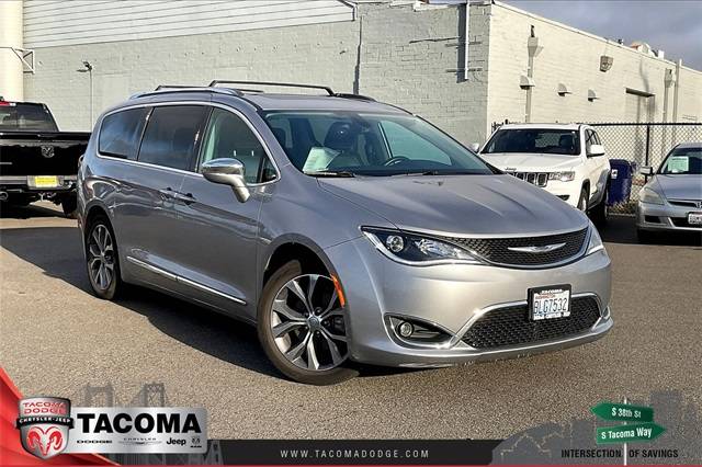 2017 Chrysler Pacifica Limited — Minivan — 52,894 mi — Tacoma, WA