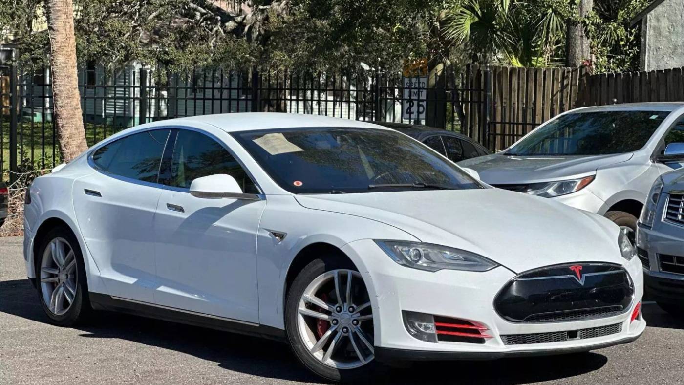 2013 Tesla Model S Base