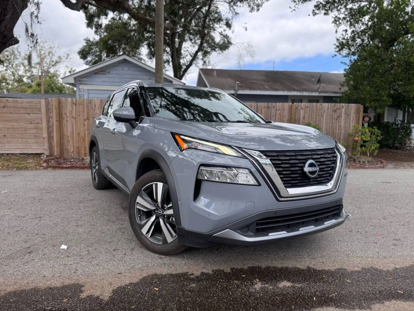 2023 Nissan Rogue SL — SUV — 82,920 mi — Tampa, FL