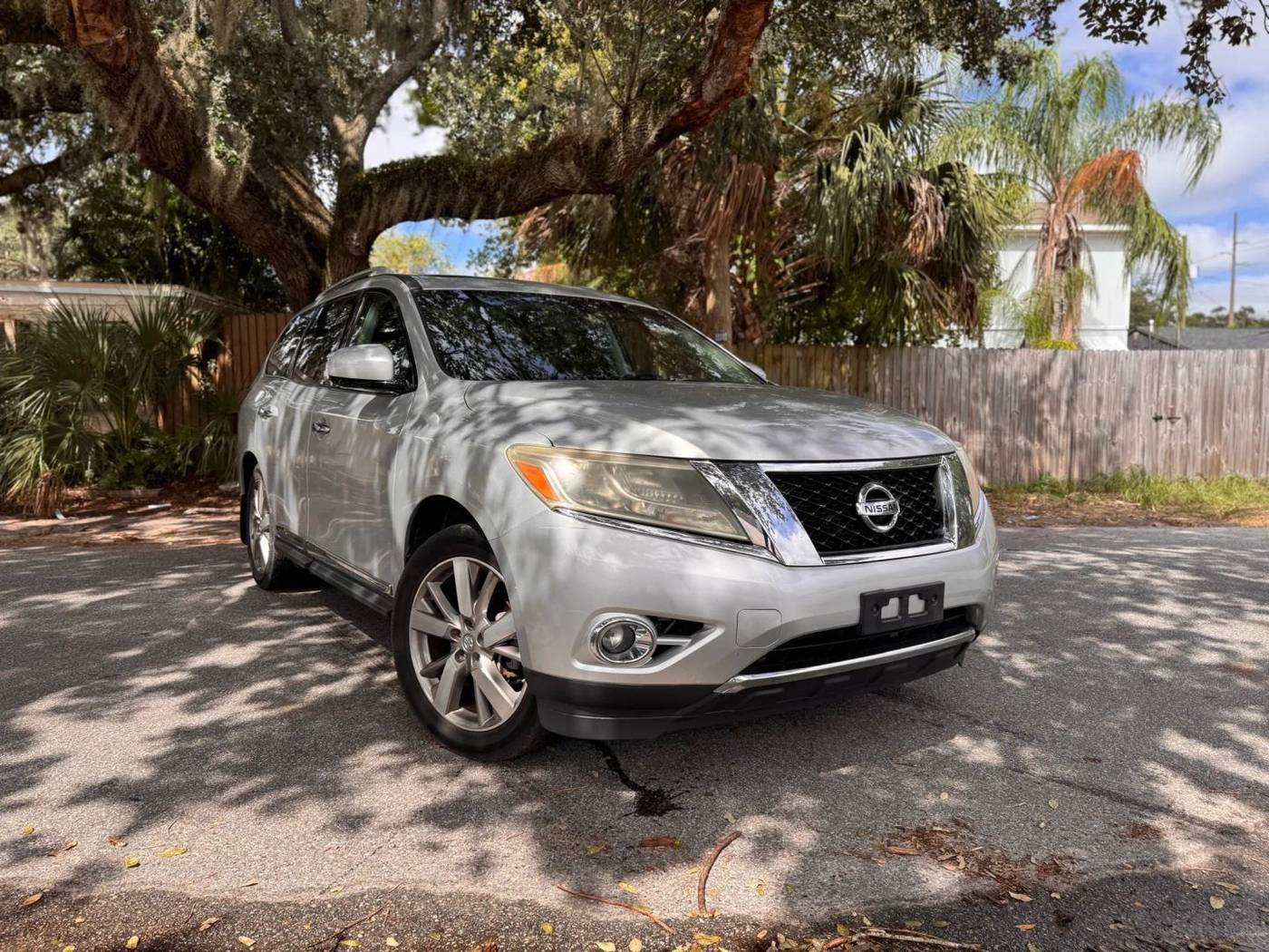 2014 Nissan Pathfinder Platinum — SUV — 119,861 mi — Tampa, FL