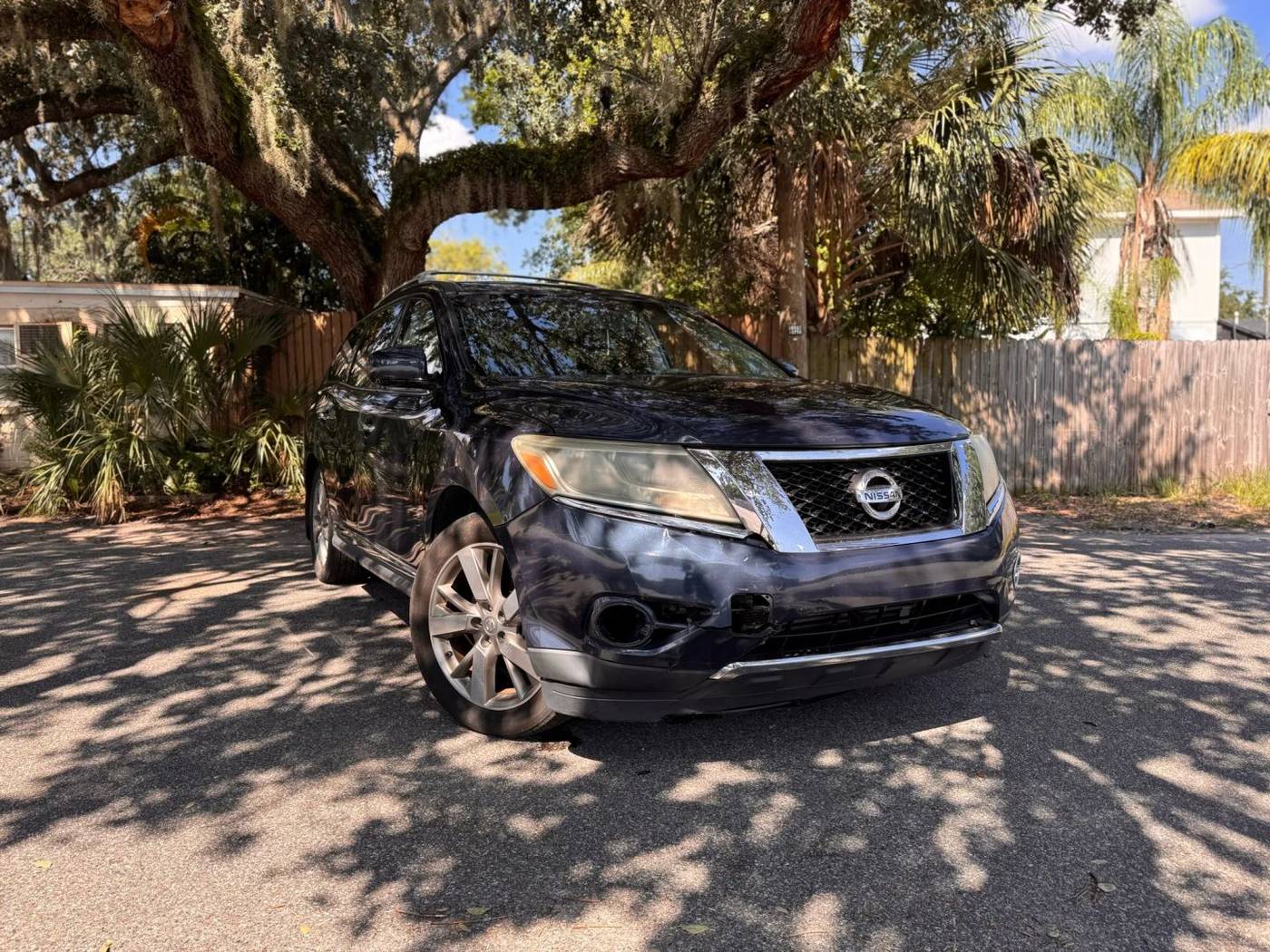 2016 Nissan Pathfinder Platinum — SUV — 110,209 mi — Tampa, FL