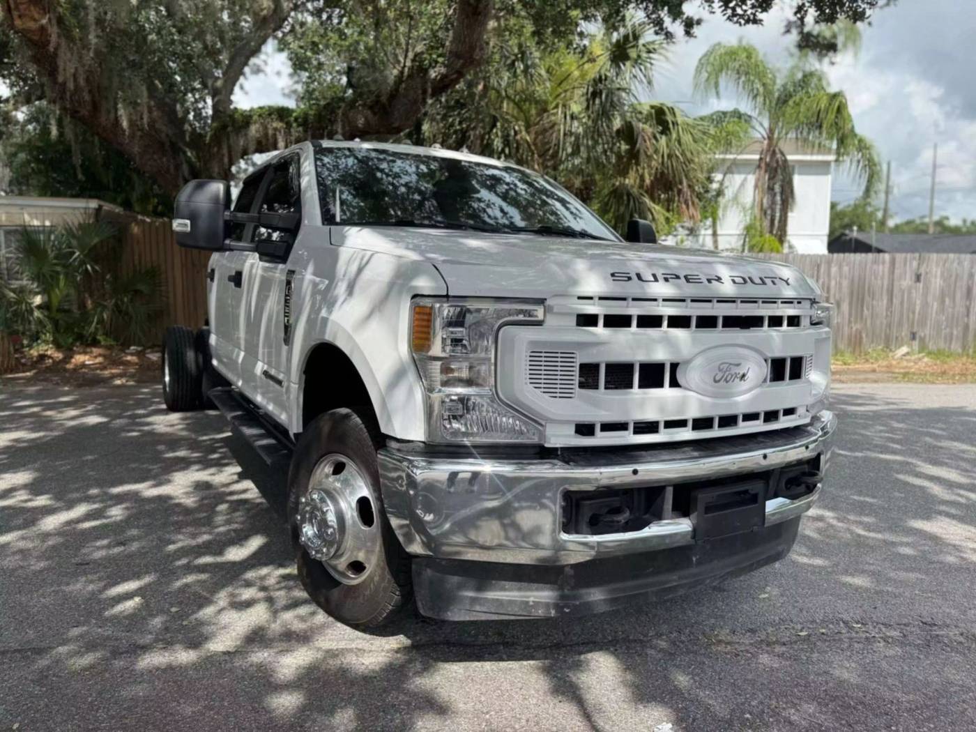 2020 Ford Super Duty F-350 Chassis Cab XL — Chassis Cab Truck — 354,857 mi — Tampa, FL
