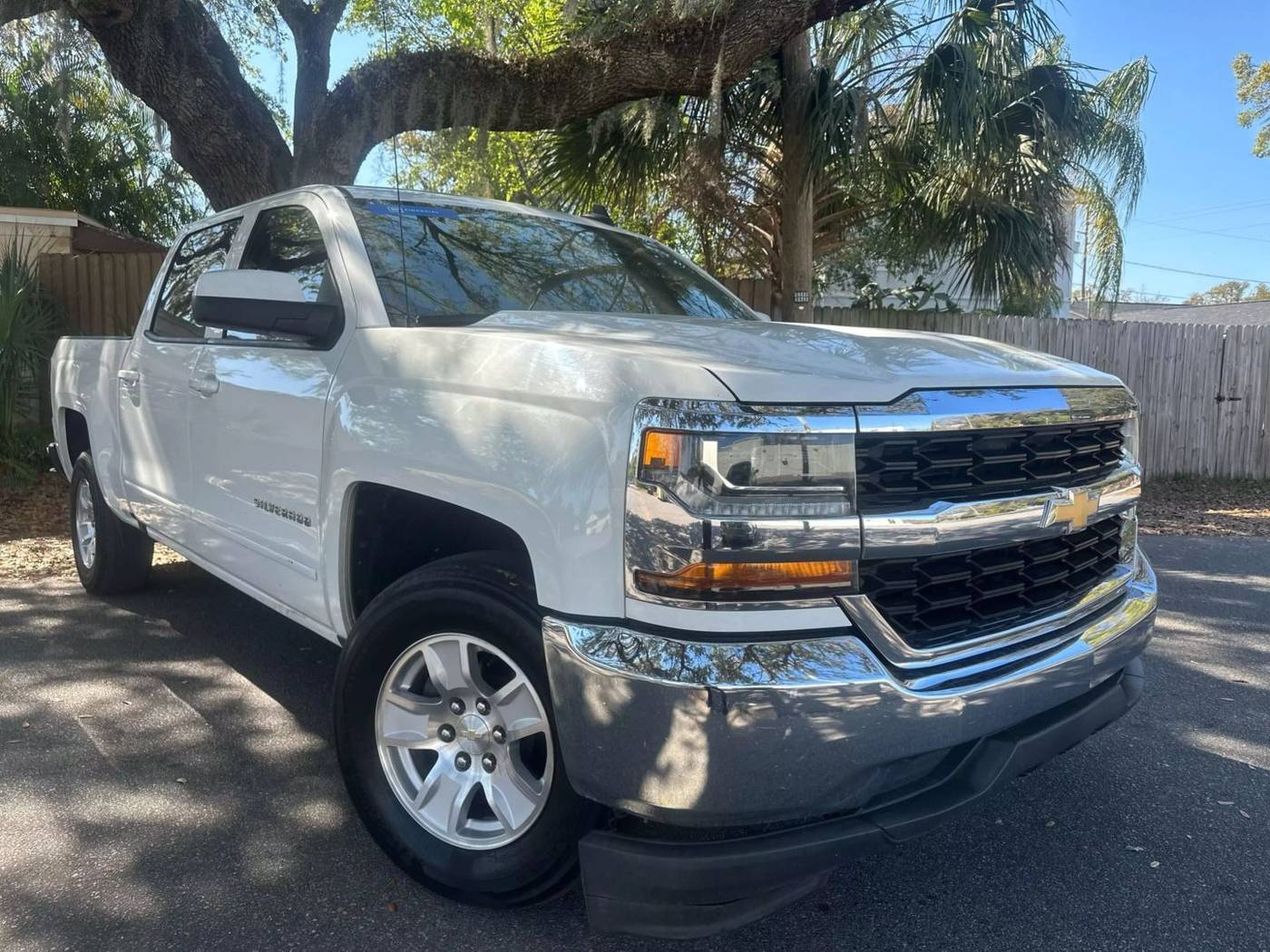 2018 Chevrolet Silverado 1500 LT — Pickup Truck — 124,138 mi — Tampa, FL
