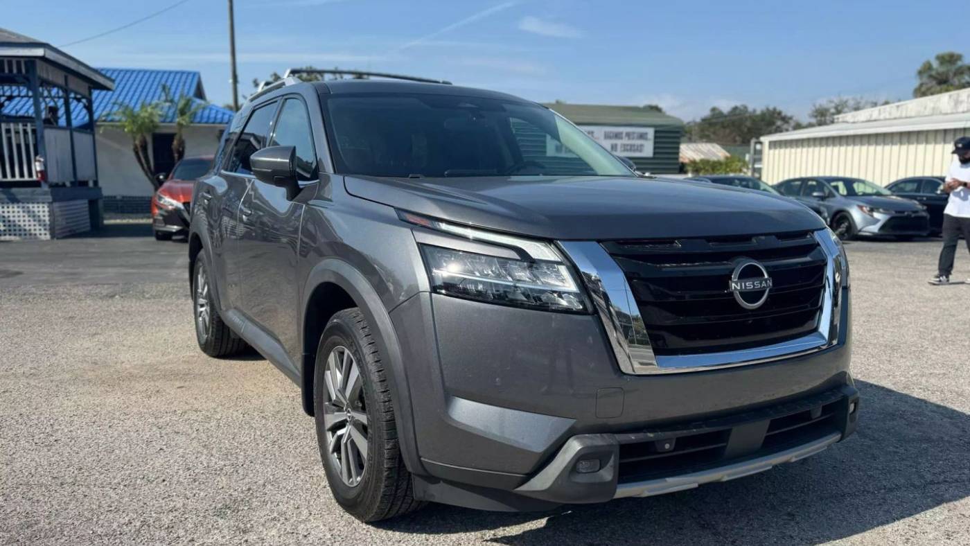 2022 Nissan Pathfinder SL — SUV — 81,935 mi — Tampa, FL
