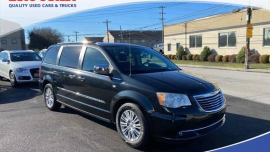 2014 Chrysler Town & Country Touring-L 30th Anniversary Edition — Minivan — 105,410 mi — West Chester, PA