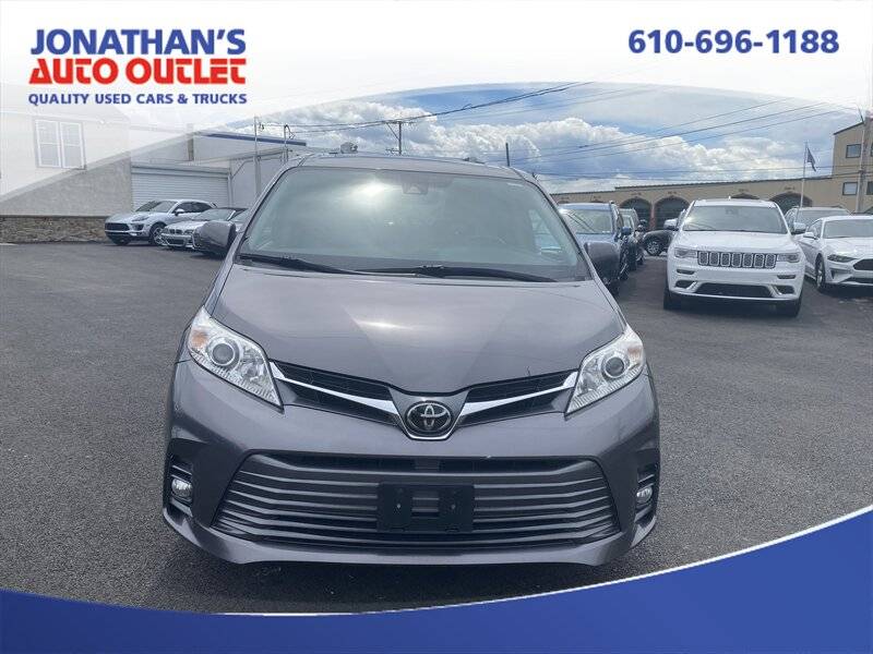 2018 Toyota Sienna XLE — Minivan — 91,590 mi — West Chester, PA