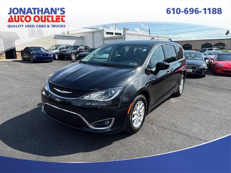 2020 Chrysler Pacifica Touring — Minivan — 71,912 mi — West Chester, PA