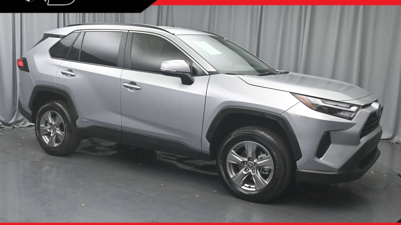 2024 Toyota RAV4 Hybrid XLE — SUV — 3,878 mi — West Park, FL