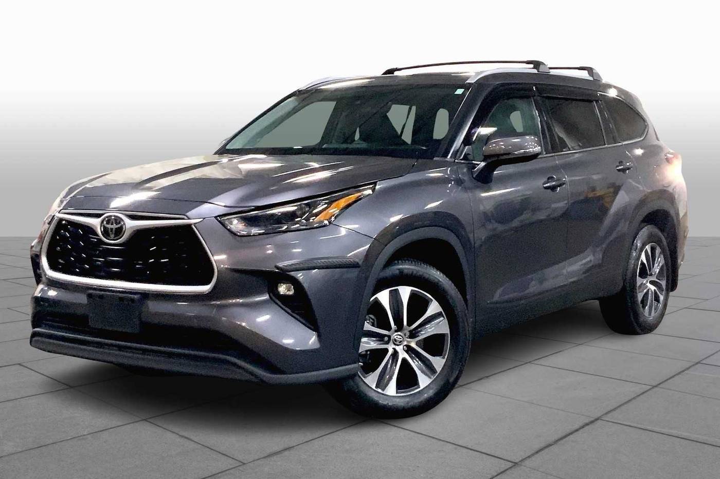 2022 Toyota Highlander XLE — SUV — 31,842 mi — Danvers, MA