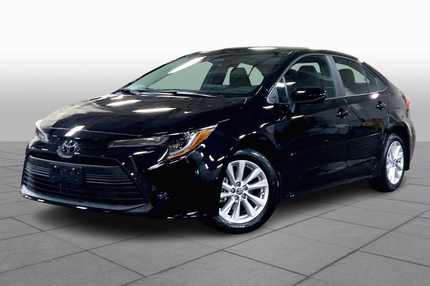 2024 Toyota Corolla LE — Sedan — 537 mi — Danvers, MA