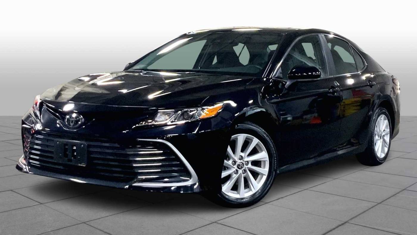 2022 Toyota Camry LE — Sedan — 6,368 mi — Danvers, MA