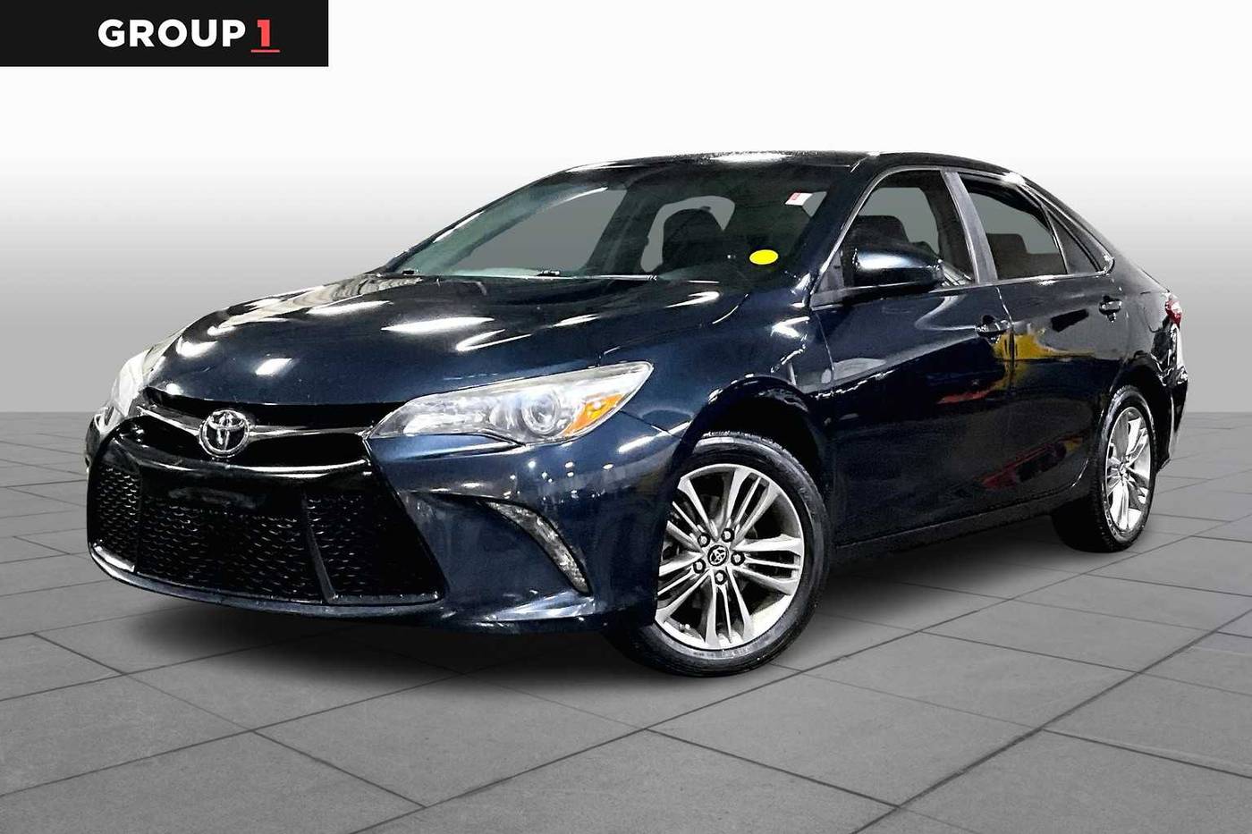 2017 Toyota Camry SE — Sedan — 102,686 mi — Danvers, MA